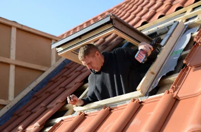 Pose de fenêtres de toit Velux à Moulézan